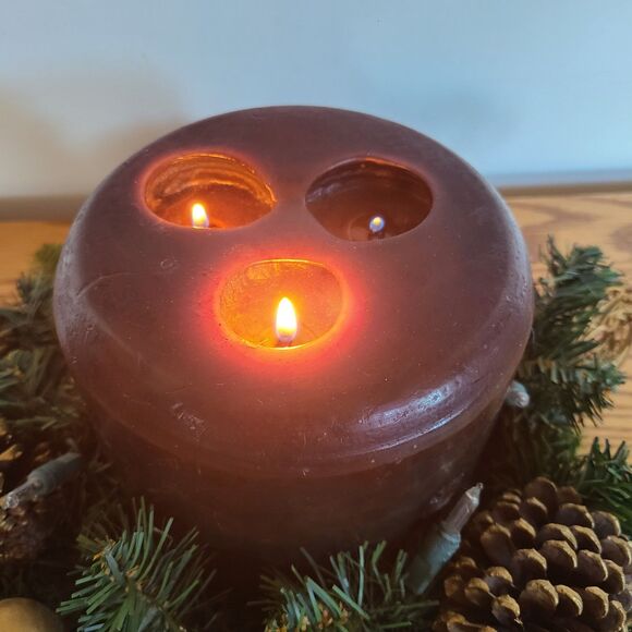 Vintage Light Up Holiday Three-Wick Candle Centerpiece Festive Table Decoration - Picture 2 of 10